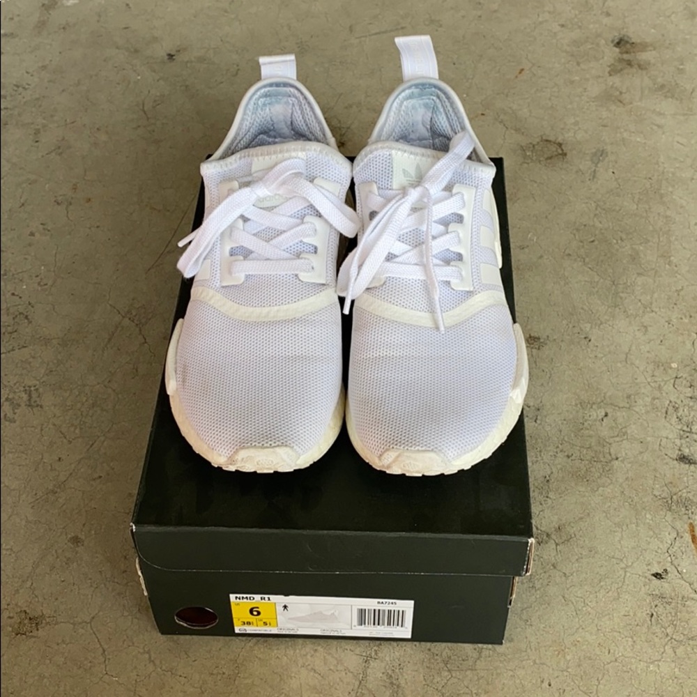 Adidas NMD R1 Triple White